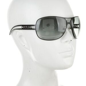 Chanel CHANEL logo on sides AUTHENTIC black big lense sunglasses